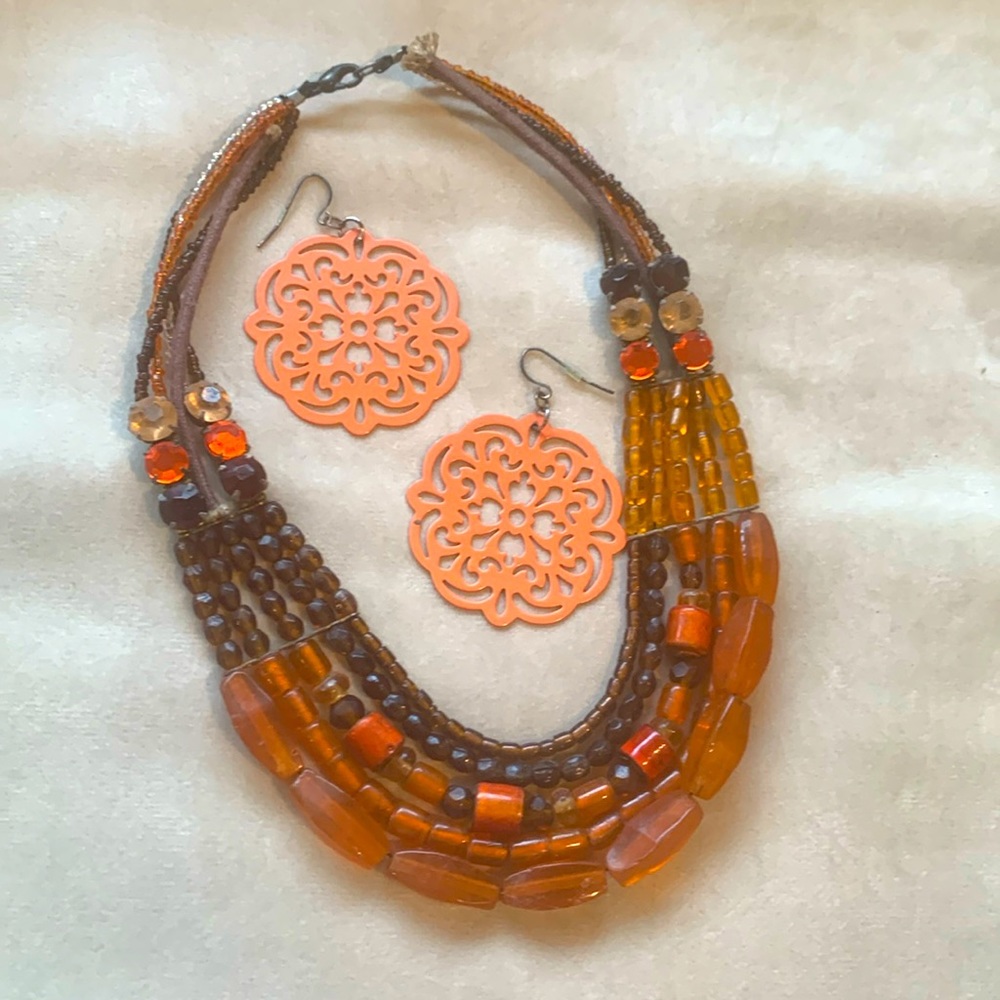 Coral necklace & earrings set